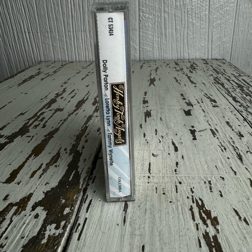 Honky Tonk Angels Loretta Lynn Dolly Parton Tammy Wynette 1993 Cassette Tape - Picture 3 of 6